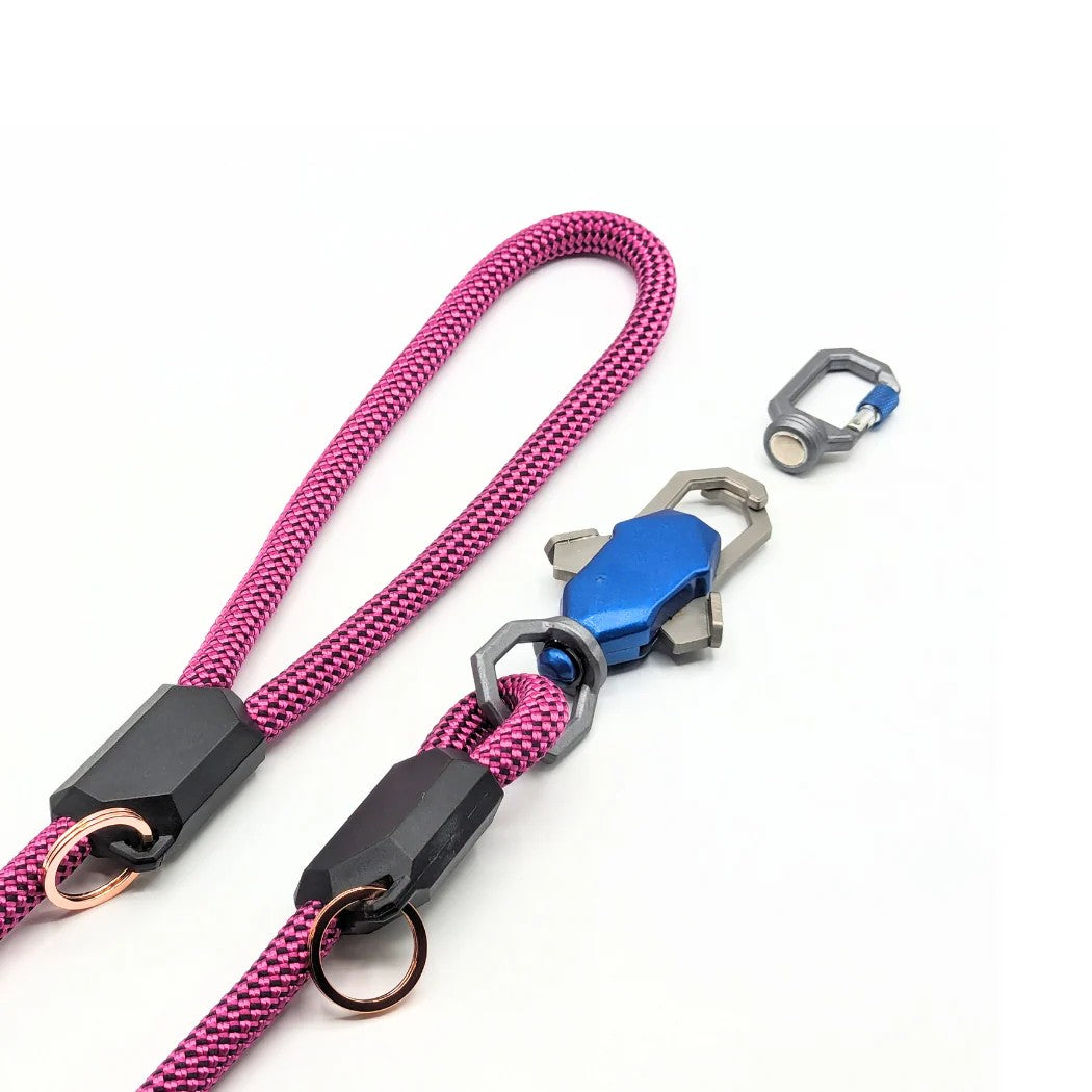 Guinzaglio magnetico per cani - Aggancio e sgancio con una sola mano